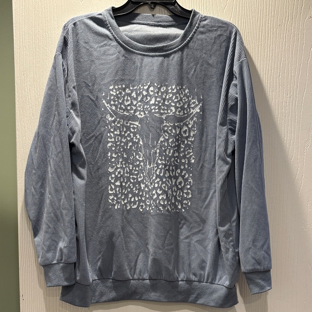 Woman Blue sweatshirt with Graphic Design